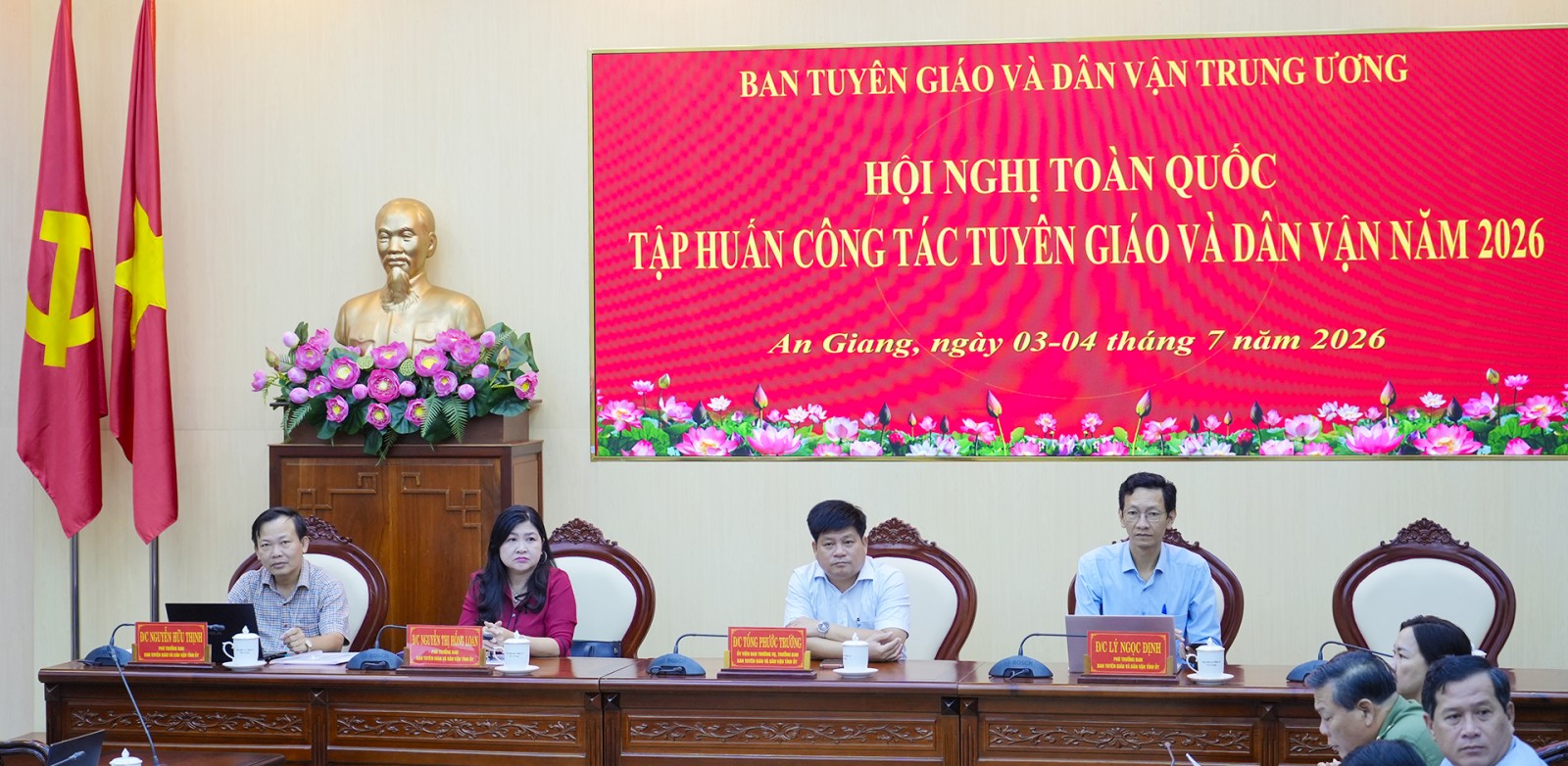 Khai mạc Hội nghị toàn quốc tập huấn công tác tuyên giáo và dân vận năm 2026