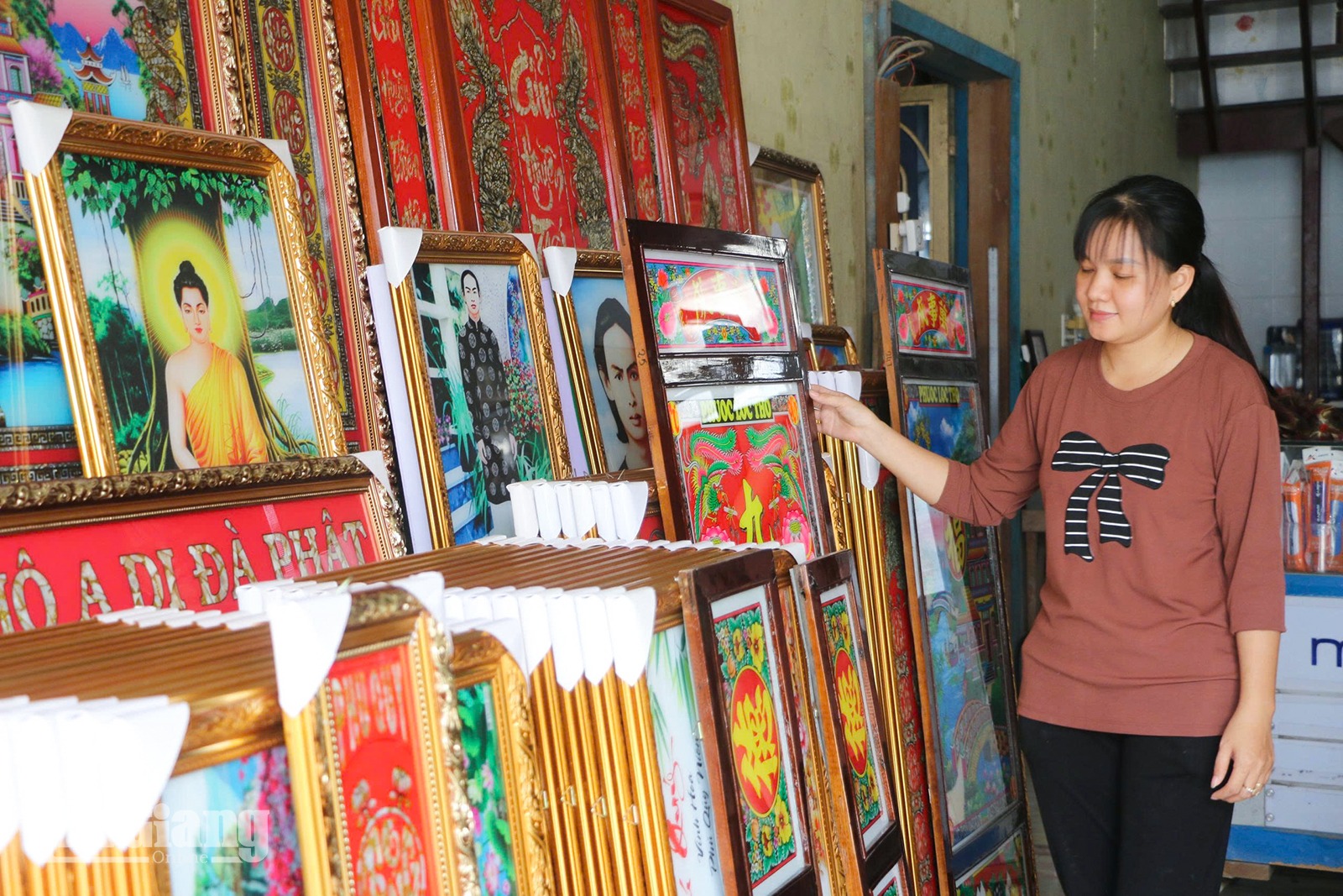 Giữ hồn tranh kiếng Nam Bộ