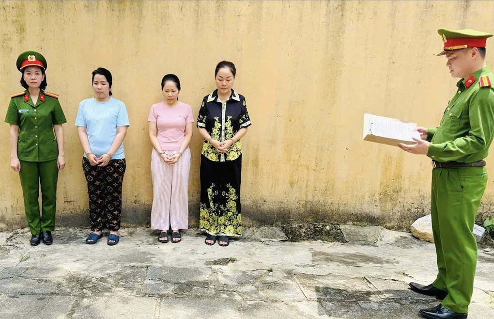 Vụ buôn lậu 28.000 viên kim cương: Thêm bà chủ Kim Lý, Ngọc Tâm… bị khởi tố