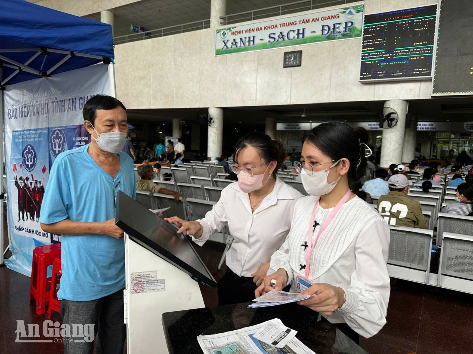 Chuyển đổi số y tế An Giang: Kiến tạo nền y tế thông minh vì dân - Bài 1: Dữ liệu mở đường cho y tế cơ sở