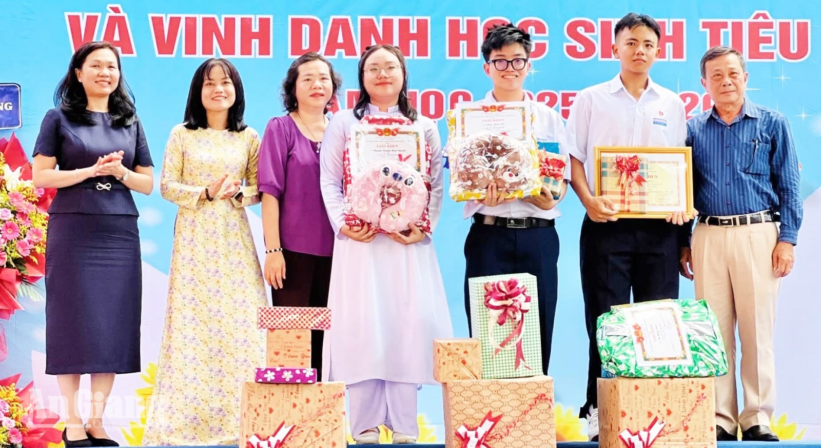 Thương hiệu ngôi trường mang tên Thoại Ngọc Hầu