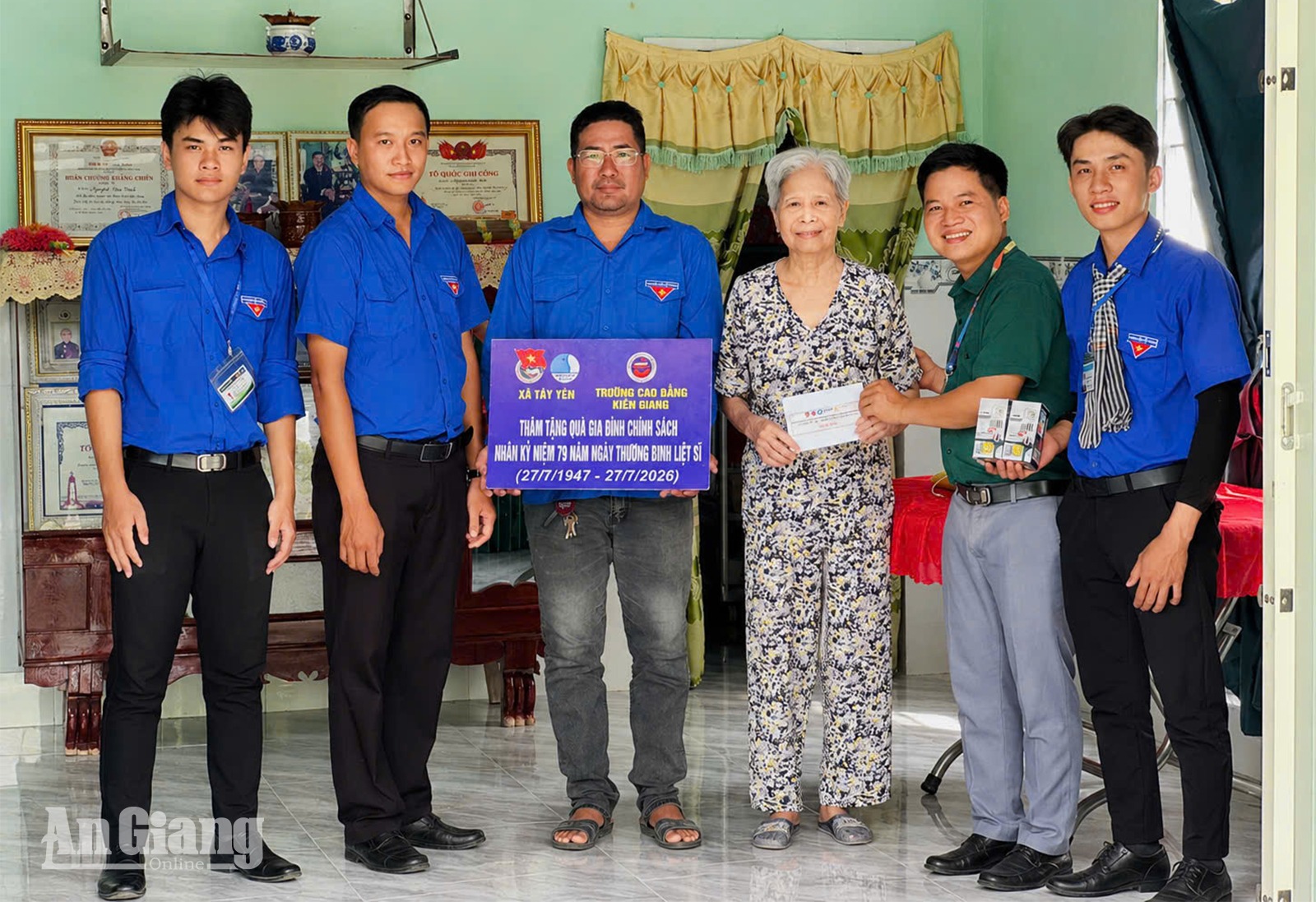 Tháng 7 tri ân