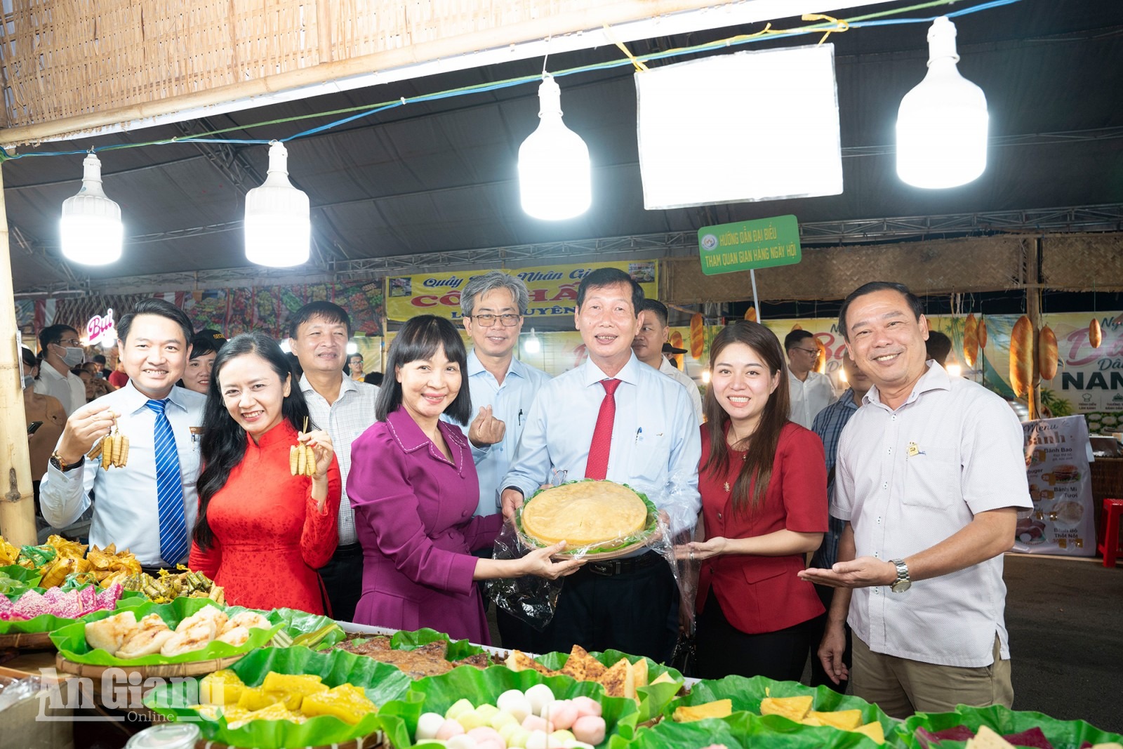 Khai mạc Ngày hội Bánh dân gian Nam Bộ - An Giang