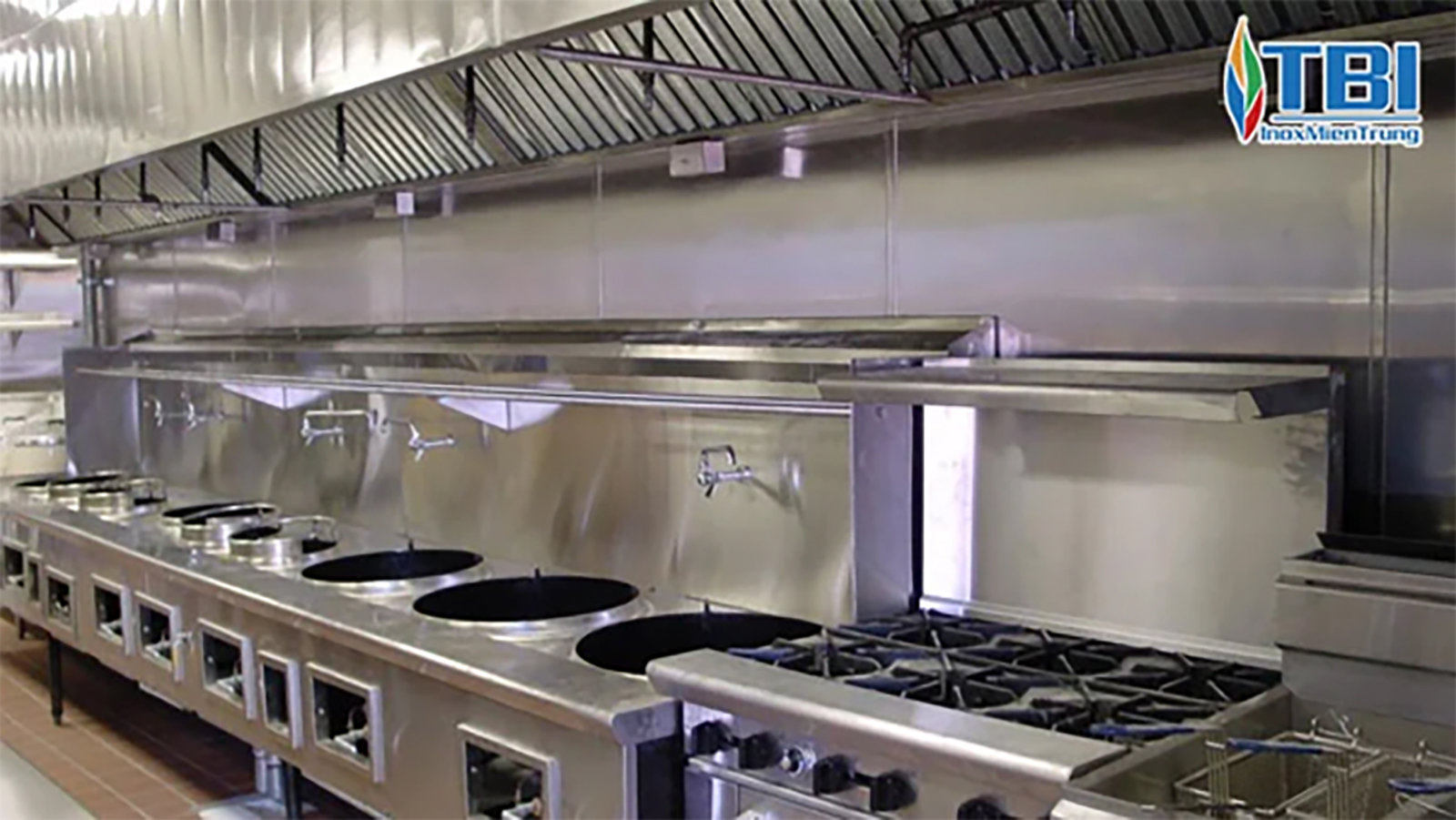 Inox miền Trung - Giải pháp thiết bị bếp công nghiệp uy tín