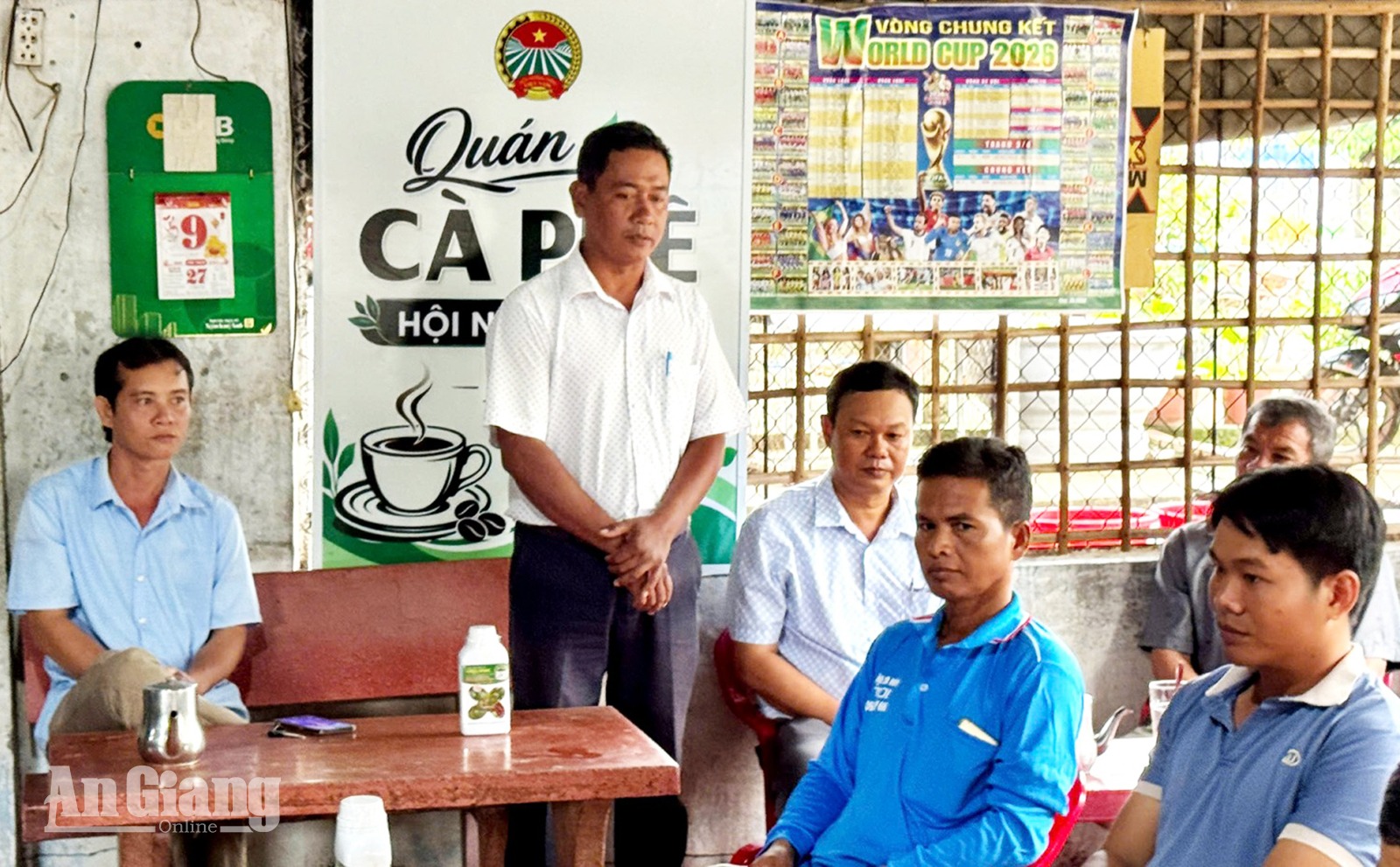 Ô Lâm ra mắt “Quán cà phê nông dân”, mở kênh đối thoại với hội viên