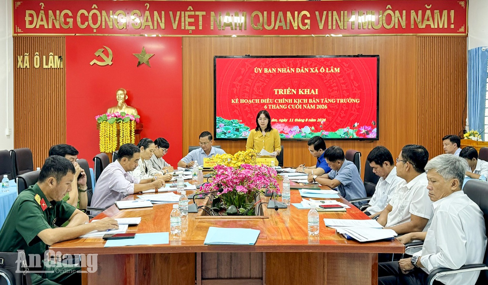 Ô Lâm điều chỉnh mục tiêu tăng trưởng kinh tế năm 2026 lên 9,6%