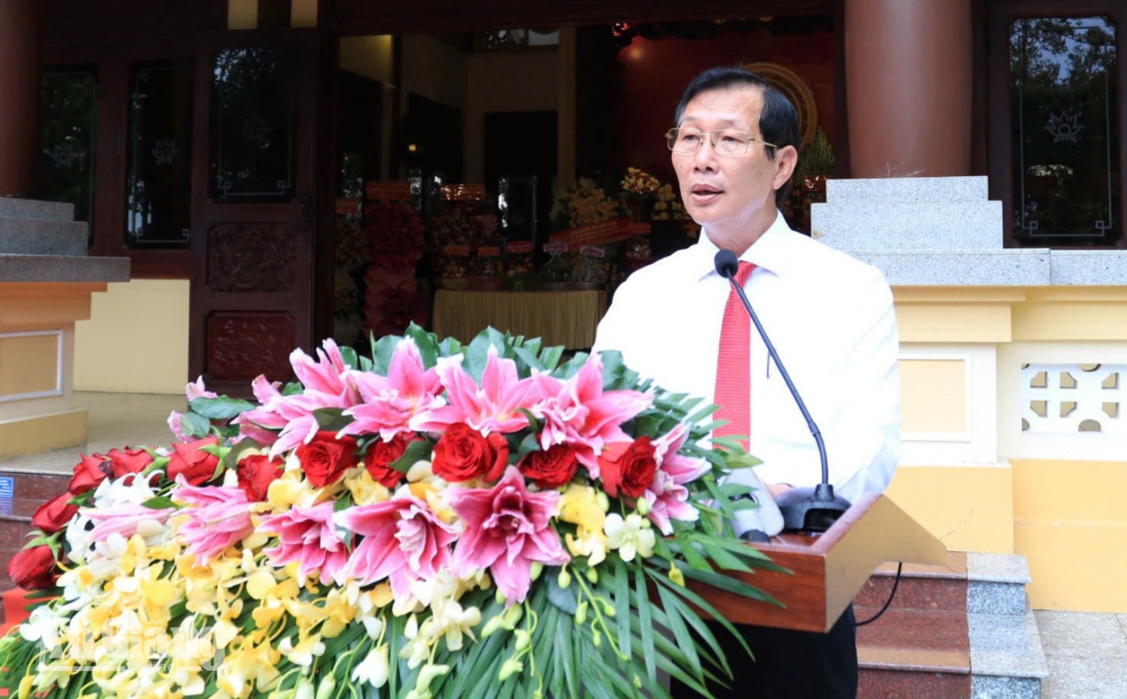 Tỉnh ủy viên, Phó Chủ tịch UBND tỉnh An Giang Lê Văn Phước phát biểu tại buổi lễ