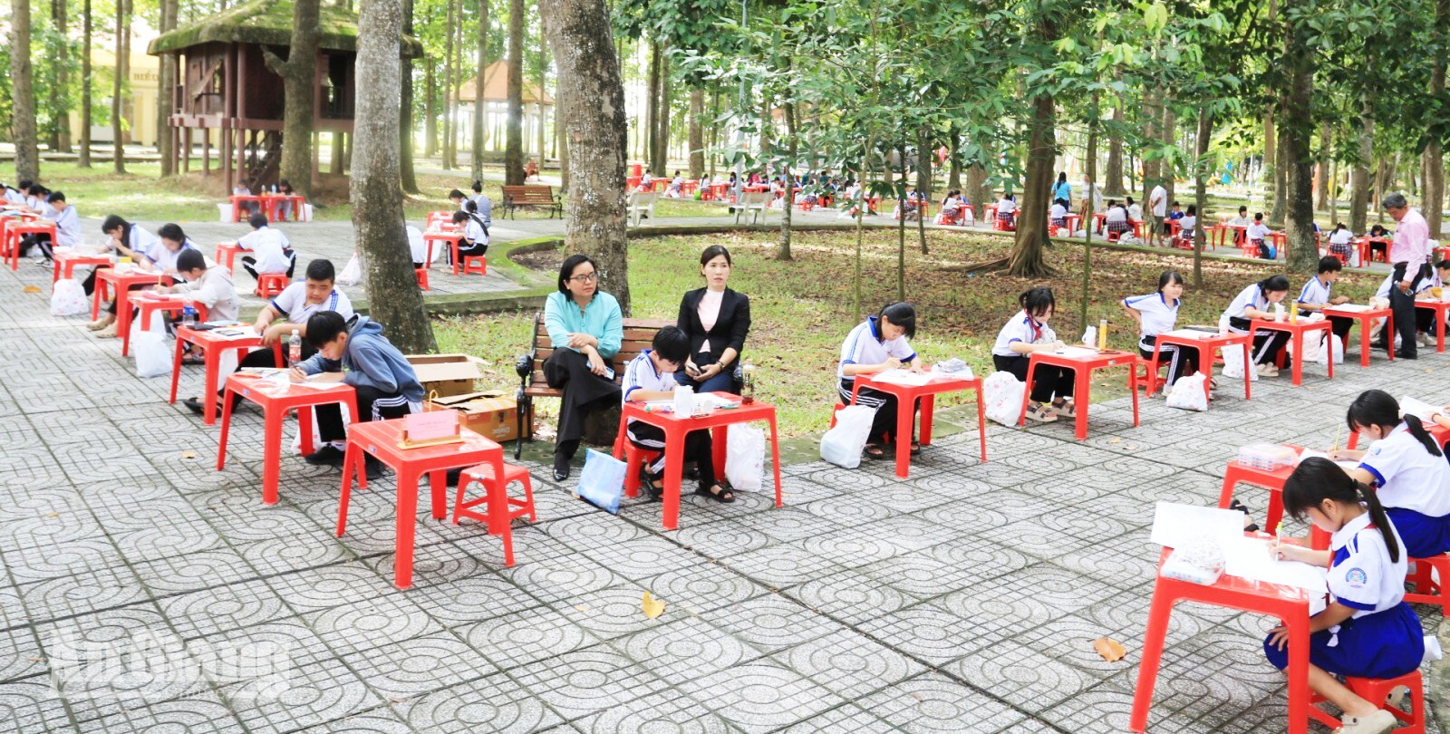 Hội thi vẽ tranh “Thiếu nhi Cù lao Ông Hổ với Bác Tôn” thu hút 150 học sinh các trường tiểu học, THCS