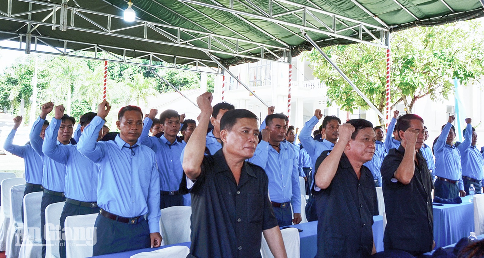 An Giang: Tiếp tục đưa hài cốt liệt sĩ trở về với đất mẹ