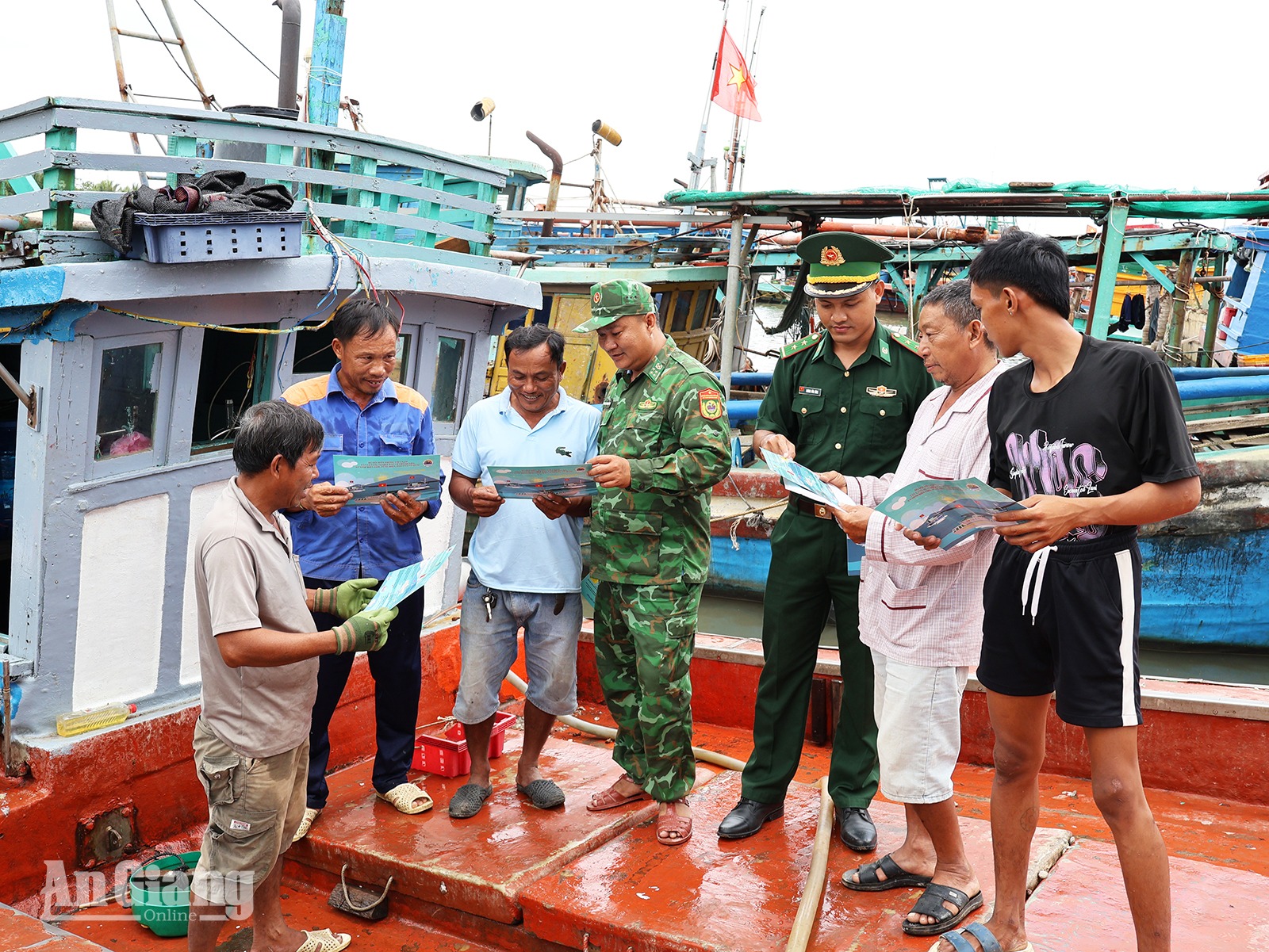 An Giang tập trung cao điểm gỡ “thẻ vàng” của EC
