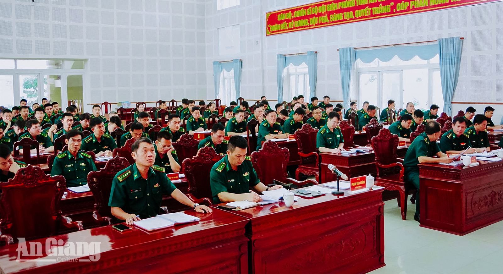 Bộ đội Biên phòng An Giang góp ý giải pháp bảo đảm an ninh, trật tự khu vực cửa khẩu