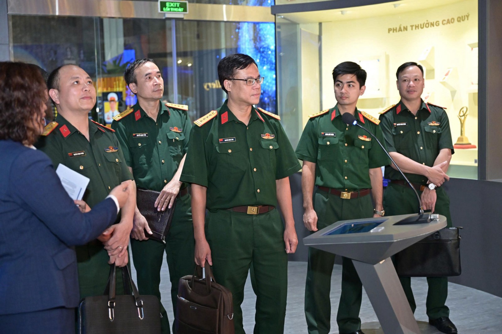 Thiếu tướng Nguyễn Tùng Hưng: "MB là một trong những đơn vị làm tốt nhất toàn quân về cải cách và chuyển đổi số"