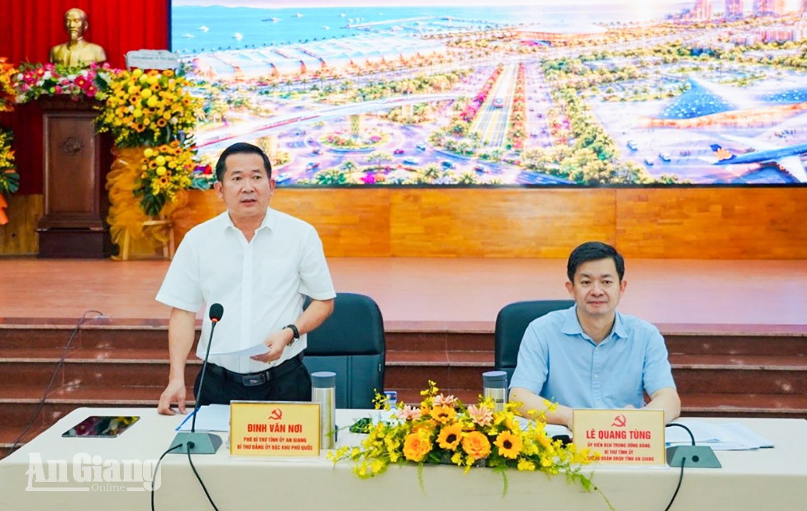 Phú Quốc đối thoại doanh nghiệp, tập trung gỡ vướng hạ tầng và thủ tục