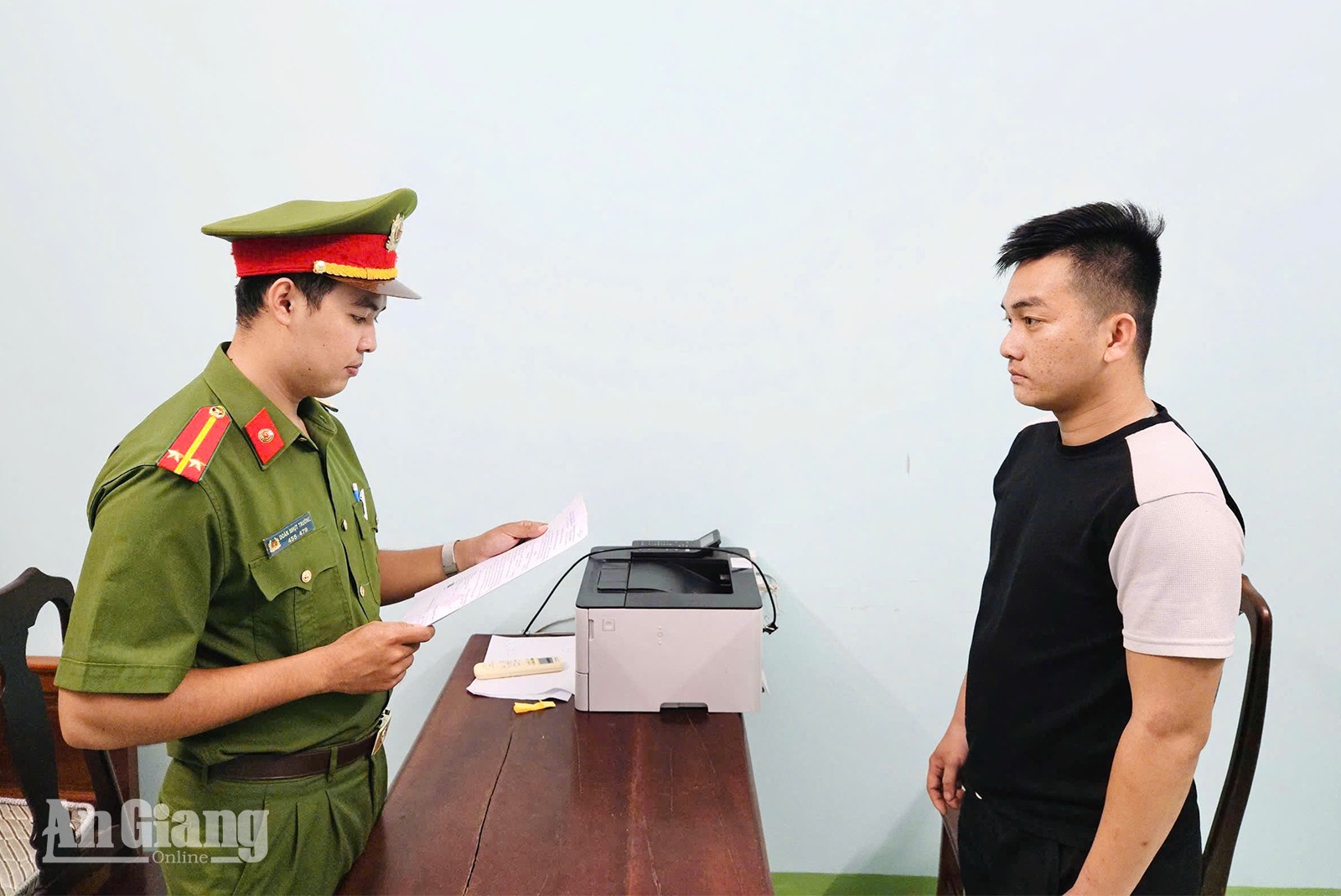 Khởi tố, bắt tạm giam thêm một bị can liên quan hai vụ trộm xe máy tại phường Rạch Giá