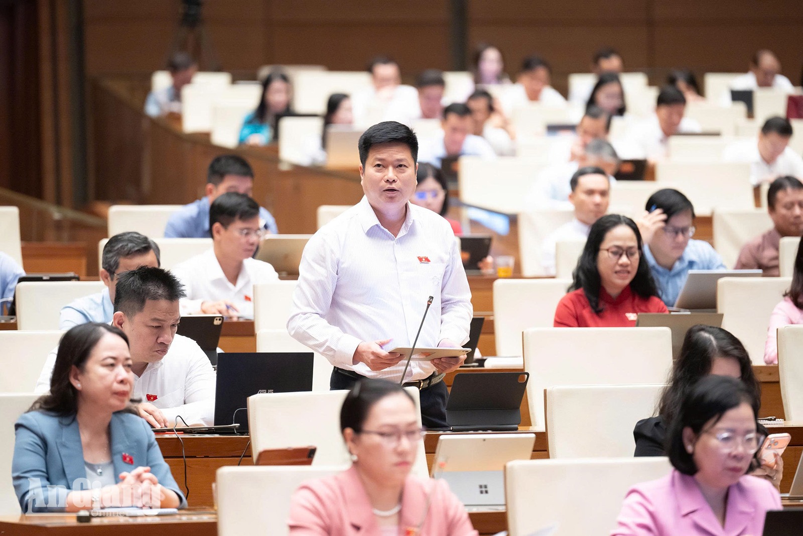 Đại biểu Quốc hội An Giang đề xuất gỡ vướng cơ chế thỏa thuận đất đai