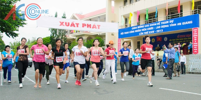 Thi chạy việt dã Hội thao Công nhân viên chức-lao động tỉnh An Giang 2013.