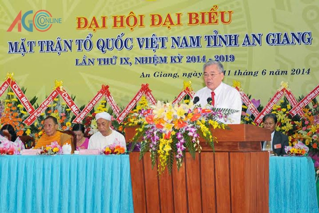 Bí thư Tỉnh ủy An Giang Phan Văn Sáu phát biểu tại đại hội.