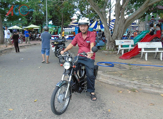 Chiếc Tomos nguyên bản có nguồn gốc từ Hà Lan được xem là “hàng hiếm” trong giới chơi xe cổ.