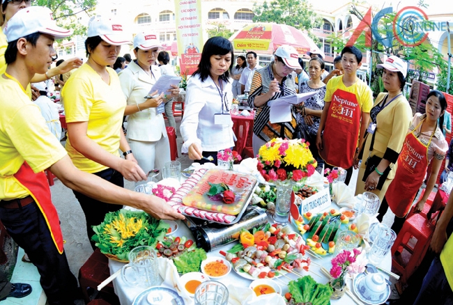 Tham gia thi nấu ăn nhân ngày Quốc tế Phụ nữ 8-3