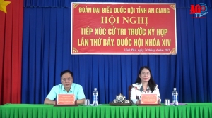 Bí thư Tỉnh ủy Võ Thị Ánh Xuân, Trưởng đoàn Đại biểu Quốc hội tỉnh tiếp xúc cử tri Thoại Sơn