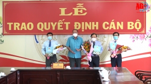 UBND tỉnh An Giang trao quyết định bổ nhiệm, bổ nhiệm lại 3 cán bộ