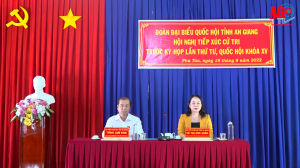 Phó Chủ tịch nước Cộng hòa XHCN Việt Nam Võ Thị Ánh Xuân tiếp xúc cử tri huyện Phú Tân
