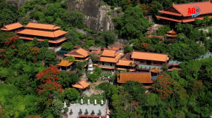 Tuyệt cảnh chùa Hang