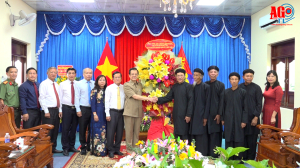 Bí Thư Tỉnh ủy An Giang Lê Hồng Quang thăm, chúc mừng kỷ niệm 156 năm Ngày khai sáng Phật giáo Tứ Ân Hiếu Nghĩa