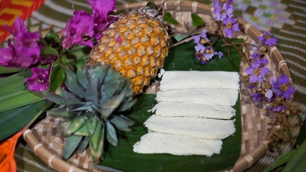 Ngon lạ bánh dứa Khmer