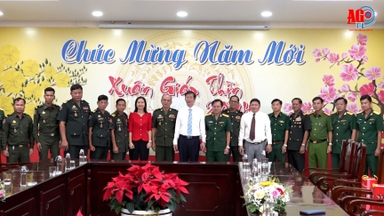 Bộ Tư lệnh Quân khu 3 - Quân đội Hoàng gia Campuchia chúc Tết lãnh đạo và Nhân dân An Giang
