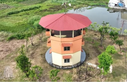 Nhà quay 360 độ trong bể nước” tại Bắc Giang