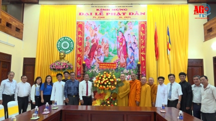 Đoàn đại biểu các tổ chức đoàn thể chính trị - xã hội và các tổ chức tôn giáo thăm, chúc mừng Đại lễ Phật đản Phật lịch 2568 - Dương lịch 2024