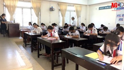 Kỳ thi tuyển sinh vào lớp 10 năm học 2024 – 2025 tại An Giang: Đề thi Ngữ văn nhẹ nhàng, tiếng Anh vừa sức với thí sinh