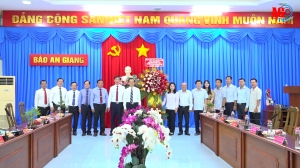 Bí thư Tỉnh ủy An Giang Lê Hồng Quang thăm, chúc mừng Báo An Giang nhân Ngày Báo chí Cách mạng Việt Nam