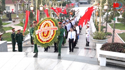 Lãnh đạo tỉnh An Giang viếng Nghĩa trang liệt sĩ tỉnh, nhân kỷ niệm 80 năm Ngày thành lập Quân đội nhân dân Việt Nam