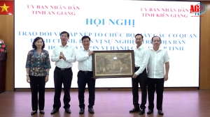 Tỉnh An Giang và tỉnh Kiên Giang trao đổi về sắp xếp tổ chức bộ máy hành chính, đơn vị sự nghiệp