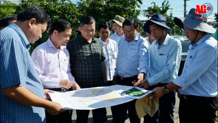 Lãnh đạo tỉnh An Giang và Kiên Giang khảo sát các tuyến đường giao thông kết nối 2 địa phương