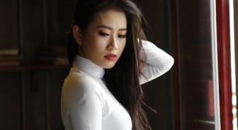 Á khôi Miss Photo 2017 đẹp dịu dàng trong áo dài trắng