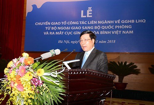 Chuyển giao Tổ công tác liên ngành về Gìn giữ hòa bình