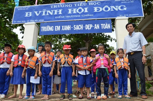 Tập trung thực hiện “Năm an toàn giao thông”