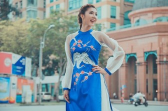 Chưa Tết sao Việt đã xúng xính áo dài xinh tươi xuống phố