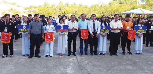 Khởi tranh môn Pencak silat