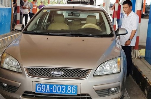 Kỷ luật tài xế lái xe biển xanh phản đối trạm thu phí BOT Sóc Trăng