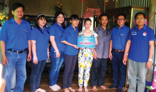Thanh niên Đoàn khối Doanh nghiệp xung kích vì cộng đồng