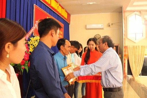 Chợ Mới: Tổng kết ngành văn hóa, thể thao, truyền thanh