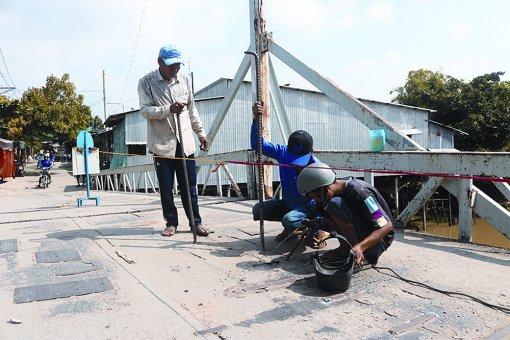 Tuổi già, sức không già