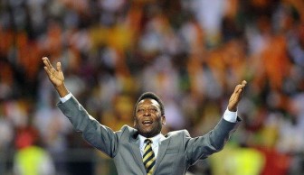 'Vua bóng đá' Pele hoàn toàn bình an