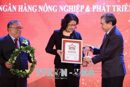 Công bố Top 500 doanh nghiệp lớn nhất Việt Nam năm 2017