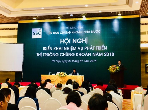 TTCK năm 2018: Phấn đấu nâng hạng, phát triển cân đối hơn