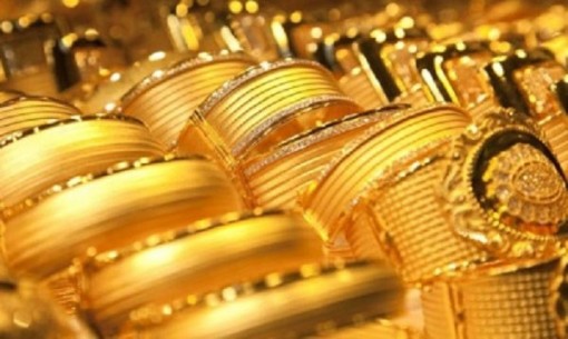 Giá vàng hôm nay 24-1: USD chìm đáy, vàng treo ở đỉnh